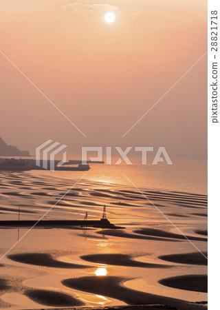 Tidal landscape of the Oshiki coast Tidal landscape of the Oshiki coast 28821718