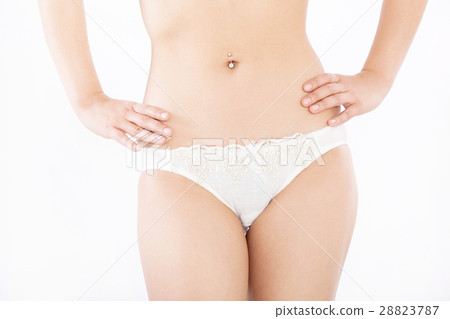 Close up of the stomach of a woman 28823787