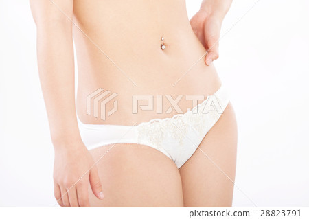 Close up of the stomach of a woman 28823791