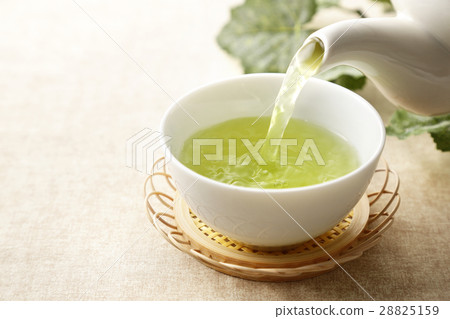 Green Tea  28825159
