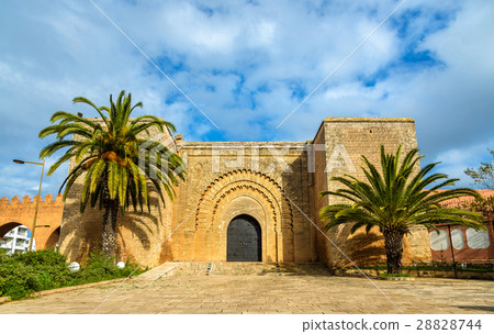 Bab er-Rouah gate in Rabat, Morocco Bab er-Rouah gate in Rabat, Morocco 28828744
