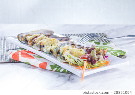 baked garlic mussels baked garlic mussels 28831094