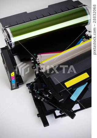 Toner cartridge set for laser printer. Toner cartridge set for laser printer. 28832068
