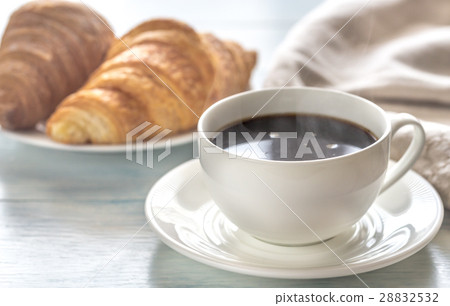 Croissants with cup of coffee 28832532