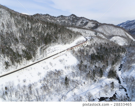 Winter Hokkaido snow scene and road (aerial shooting) Winter Hokkaido snow scene and road (aerial shooting) 28833465