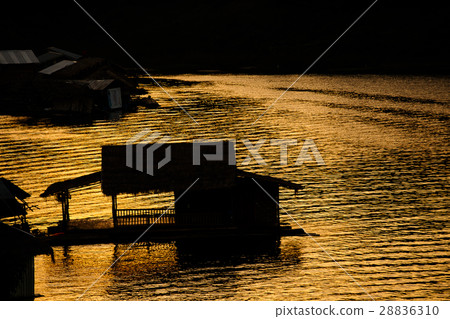 Houseboat evening in river 28836310