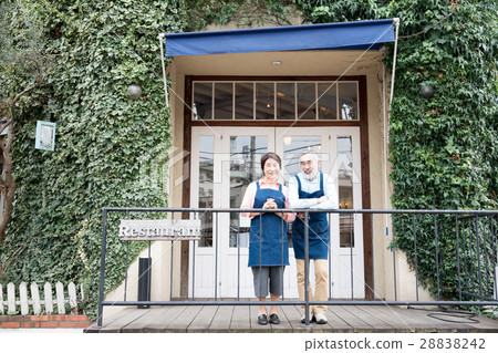 Senior couple (owner) Senior couple (owner) 28838242
