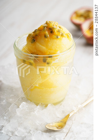 pineapple and passionfruit sorbet 28844137