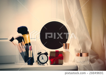 professional makeup set, gift, alarm clock professional makeup set, gift, alarm clock 28849691