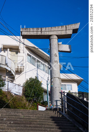 [Nagasaki Prefecture] Sanno Shrine One Pillar Torii 28852294
