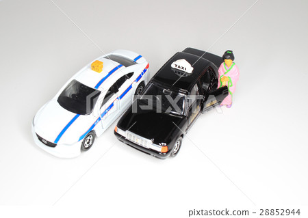 miniature figures of human in costumes 28852944