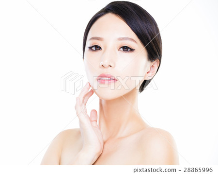 closeup young woman face with clean skin closeup young woman face with clean skin 28865996