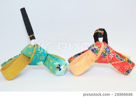 這是一種用日本紙製成的hina娃娃。 28866686