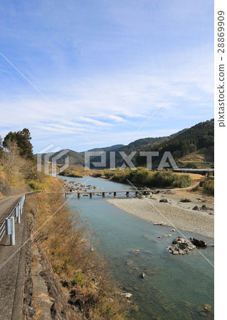高知縣四萬十多村廣瀨新橋 高知縣四萬十多村廣瀨新橋 28869909