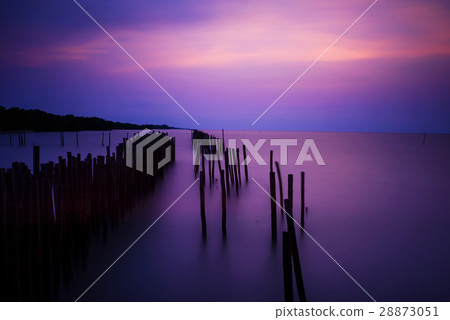 Twilight sky over soft motion sea Twilight sky over soft motion sea 28873051