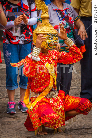 Artists wear traditional costume in Angkor temple Artists wear traditional costume in Angkor temple 28876647