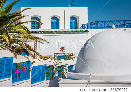 Cafe with beautiful view on Sidi Bou Said harbour Cafe with beautiful view on Sidi Bou Said harbour 28876912