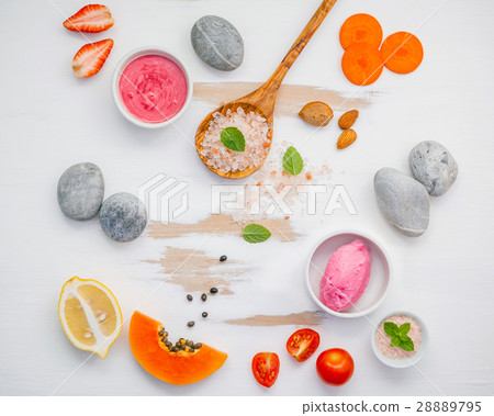 Homemade skin care and body scrubs. 28889795