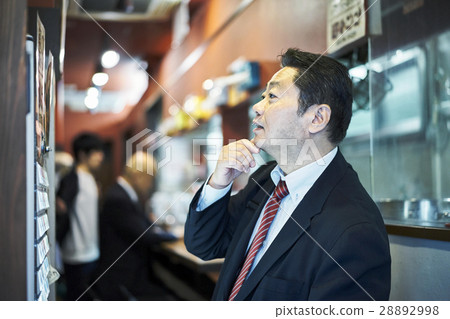 男人買票 28892998