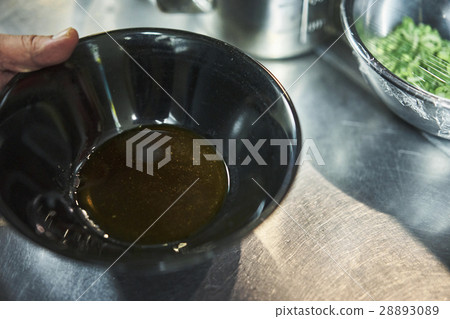 拉麵湯 28893089