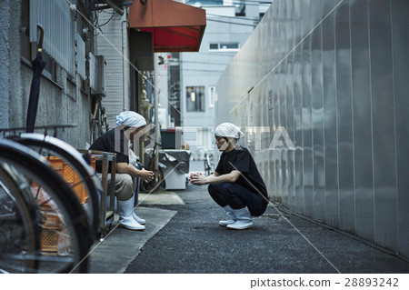 在後巷說話的男人 在後巷說話的男人 28893242