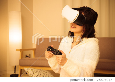 女性VR晚上小姐年輕人微笑逗人喜愛的逗人喜愛的生活 28894042