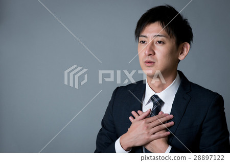 Businessman hitting his chest 28897122