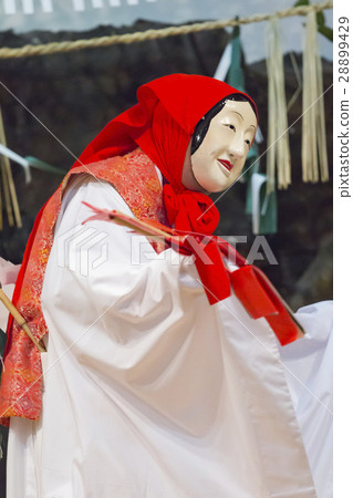 麻高千穗夜神社的麻雀舞 28899429