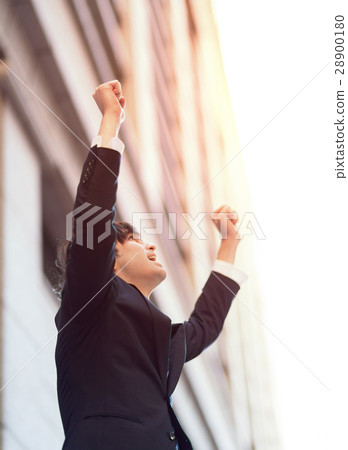 擺姿勢的男人 擺姿勢的男人 28900180
