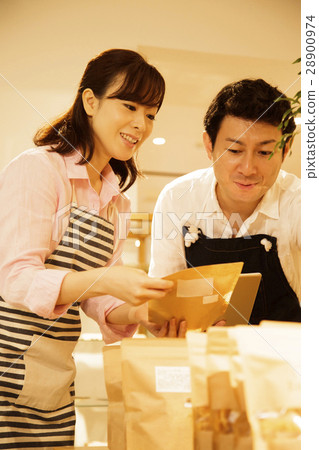 Clerk Salesperson Staff Tablet Select Shop Cooperation: TENOHA DAIKANYAMA Clerk Salesperson Staff Tablet Select Shop Cooperation: TENOHA DAIKANYAMA 28900974