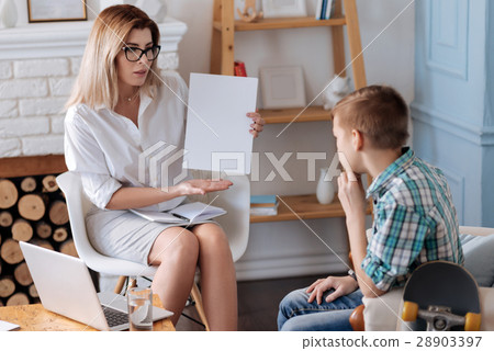 Professional blonde psychologist talkign with her Professional blonde psychologist talkign with her 28903397