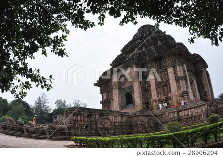 Sun Temple 28906204