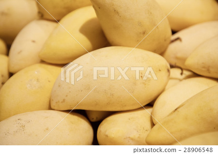background of banana 28906548