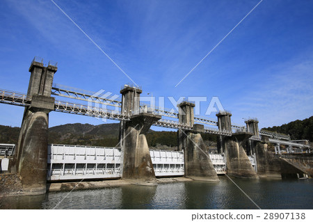 高知縣四萬十町Famikawa Dam(又名:佐賀壩) 高知縣四萬十町Famikawa Dam(又名:佐賀壩) 28907138