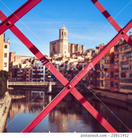Girona, in Spain, and Onyar River Girona, in Spain, and Onyar River 28911452