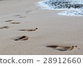 Fussabdruecke am Strand 28912660