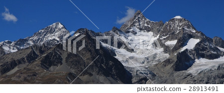 Mount Gabelhorn and glacier 28913491