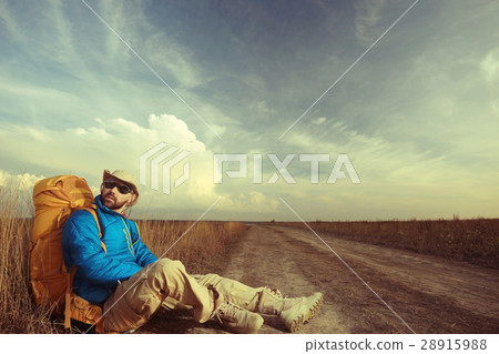 Male traveler Extreme vacation camp 28915988