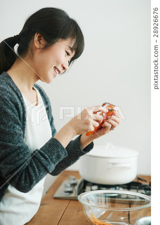 女性(廚房形象) 女性(廚房形象) 28926676