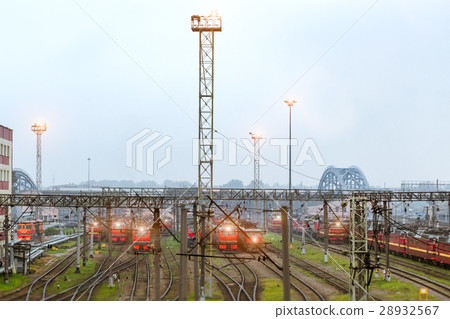 Locomotives on railroad tracks, Railways Locomotives on railroad tracks, Railways 28932567