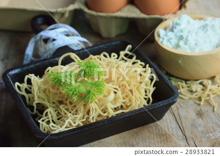 egg noodles egg noodles 28933821