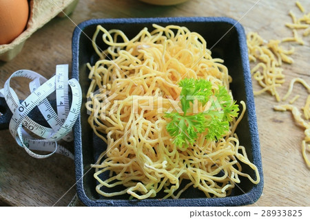 egg noodles egg noodles 28933825