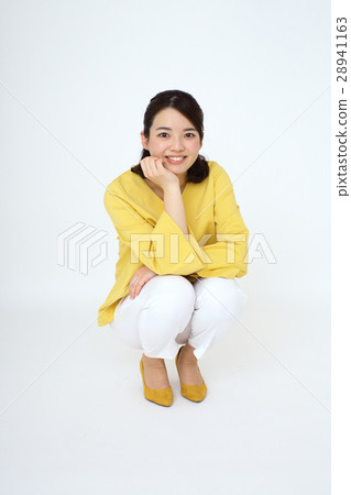 女子 28941163