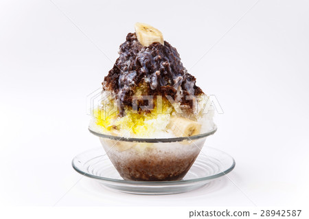 Shaved ice Azuki milk Shaved ice Azuki milk 28942587