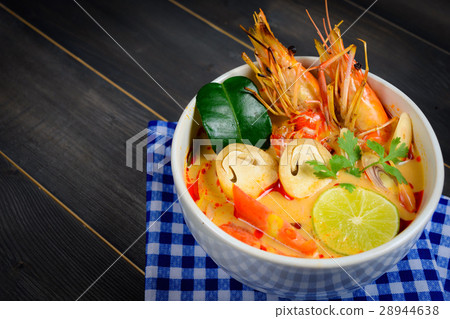 Tom Yum Soup Tom Yum Soup 28944638