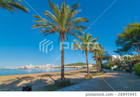 Main beach walkway in Sant Antoni De Portmany. Main beach walkway in Sant Antoni De Portmany. 28945943