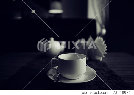 teapot and cup of tea at a cafe teapot and cup of tea at a cafe 28948985