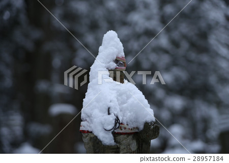 在石佛雪 在石佛雪 28957184