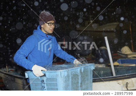 漁夫的肖像 28957599