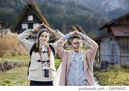 婦女在建築中旅行與聯合形成 28958682